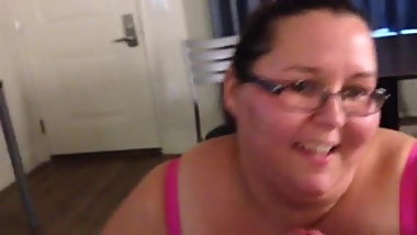 Fat married Htown Slut tastes me before going home to hubby