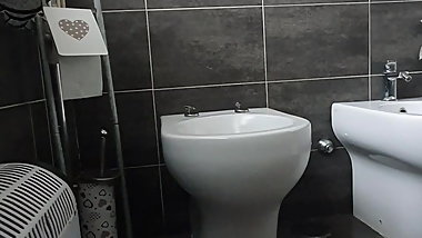 Blonde sexy mom milf