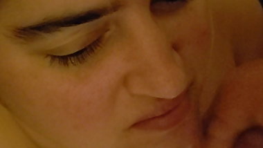 My fat whore girlfriend loves a facial