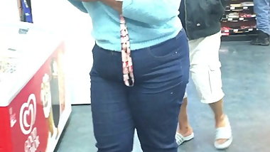 Thick Ebony wit Faceshot