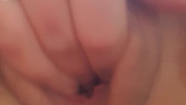 Playing with my pussy