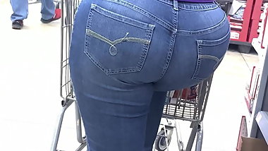 Phat Booty BBW Milf