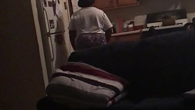 Round phatness on my Auntie like that