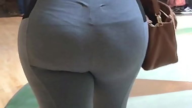 Phat booty chasing