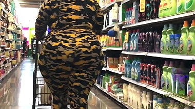Black BBW Nut Booty